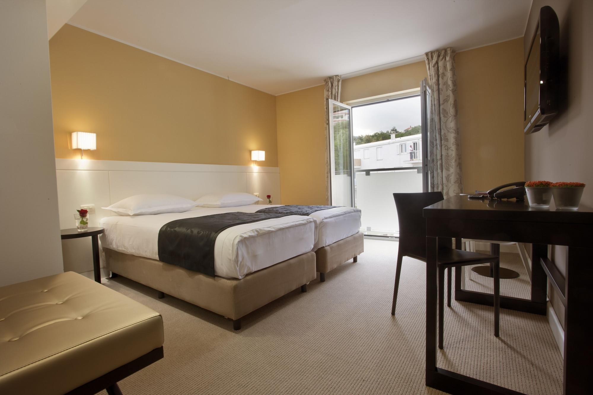 Hotel Laurus - Liburnia Οπατία Εξωτερικό φωτογραφία