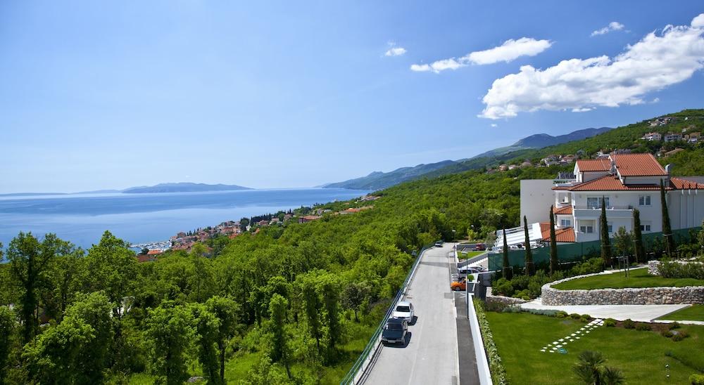 Hotel Laurus - Liburnia Οπατία Εξωτερικό φωτογραφία