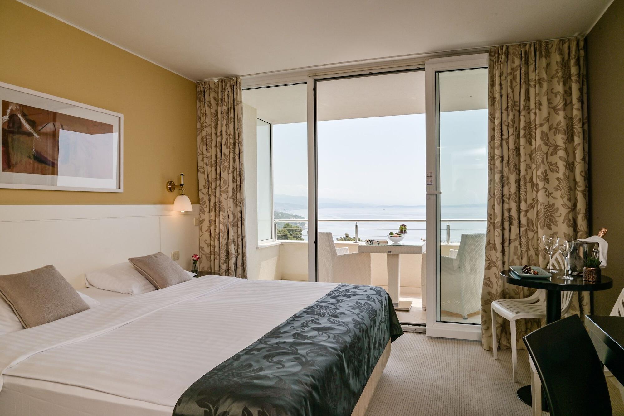 Hotel Laurus - Liburnia Οπατία Εξωτερικό φωτογραφία